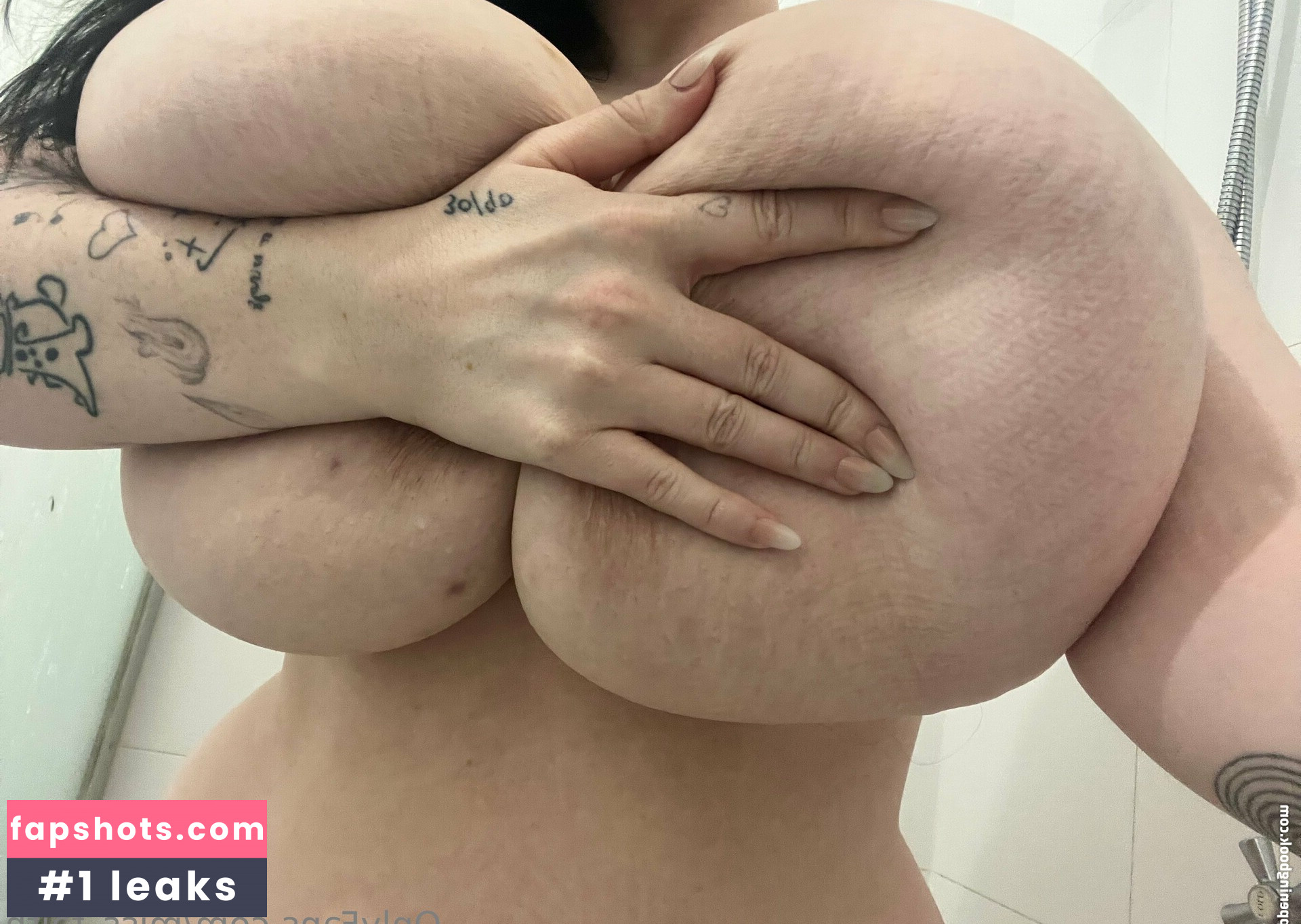 miss_faith gallery photo #25