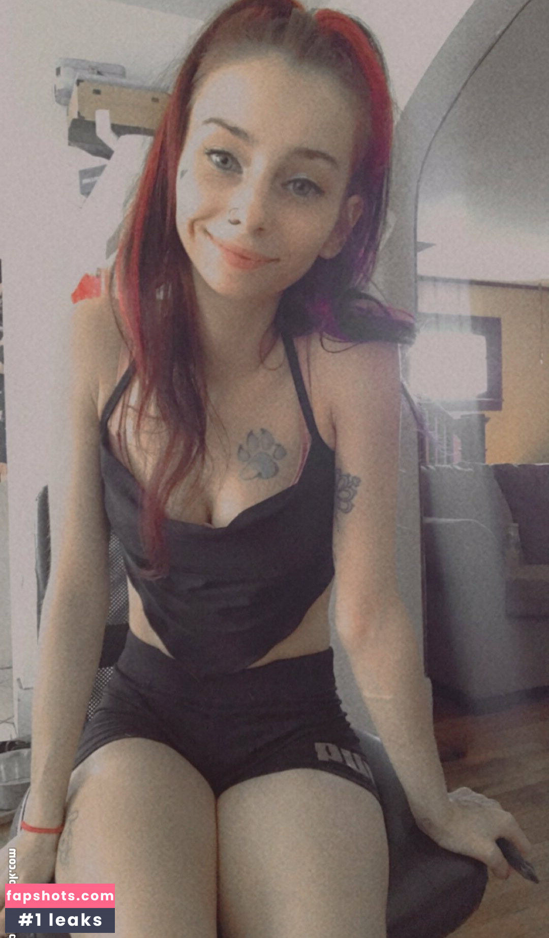 Miss Kay gallery photo #5