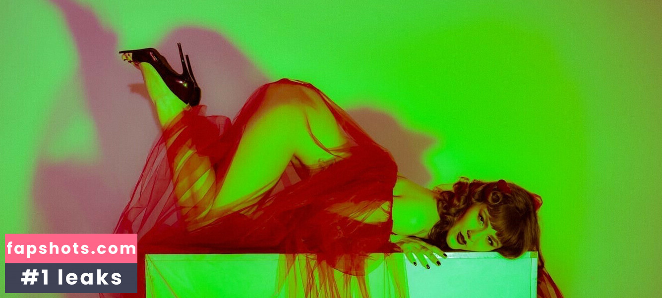 Miss.lady.bug gallery photo #16