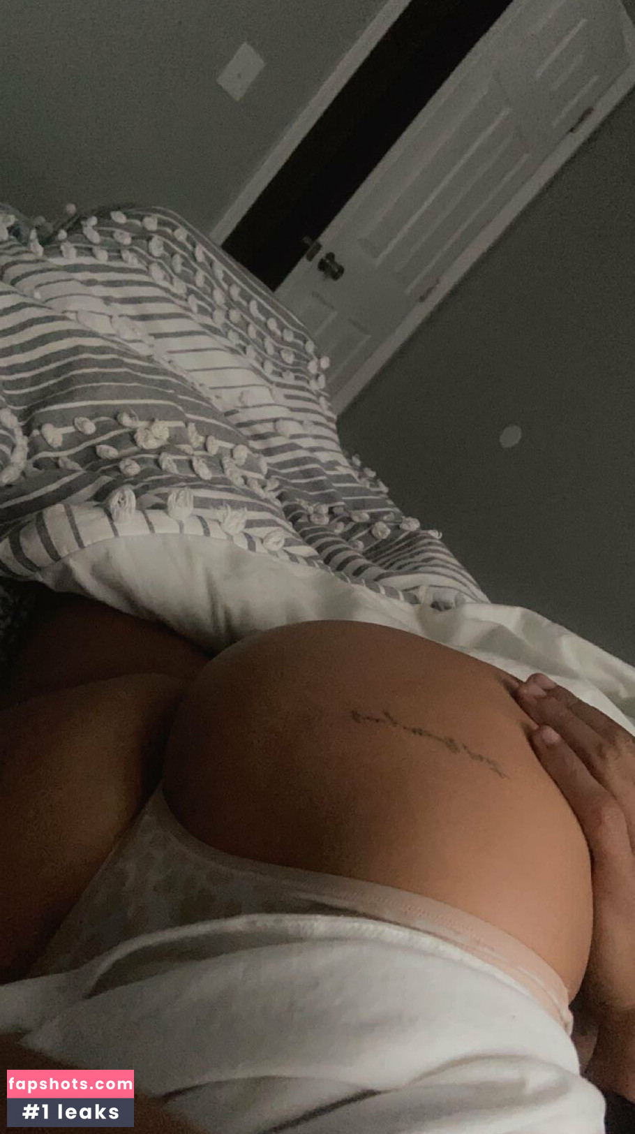 miss.lightskin.j Filtración Desnuda OnlyFans Foto #24 - Fapshots