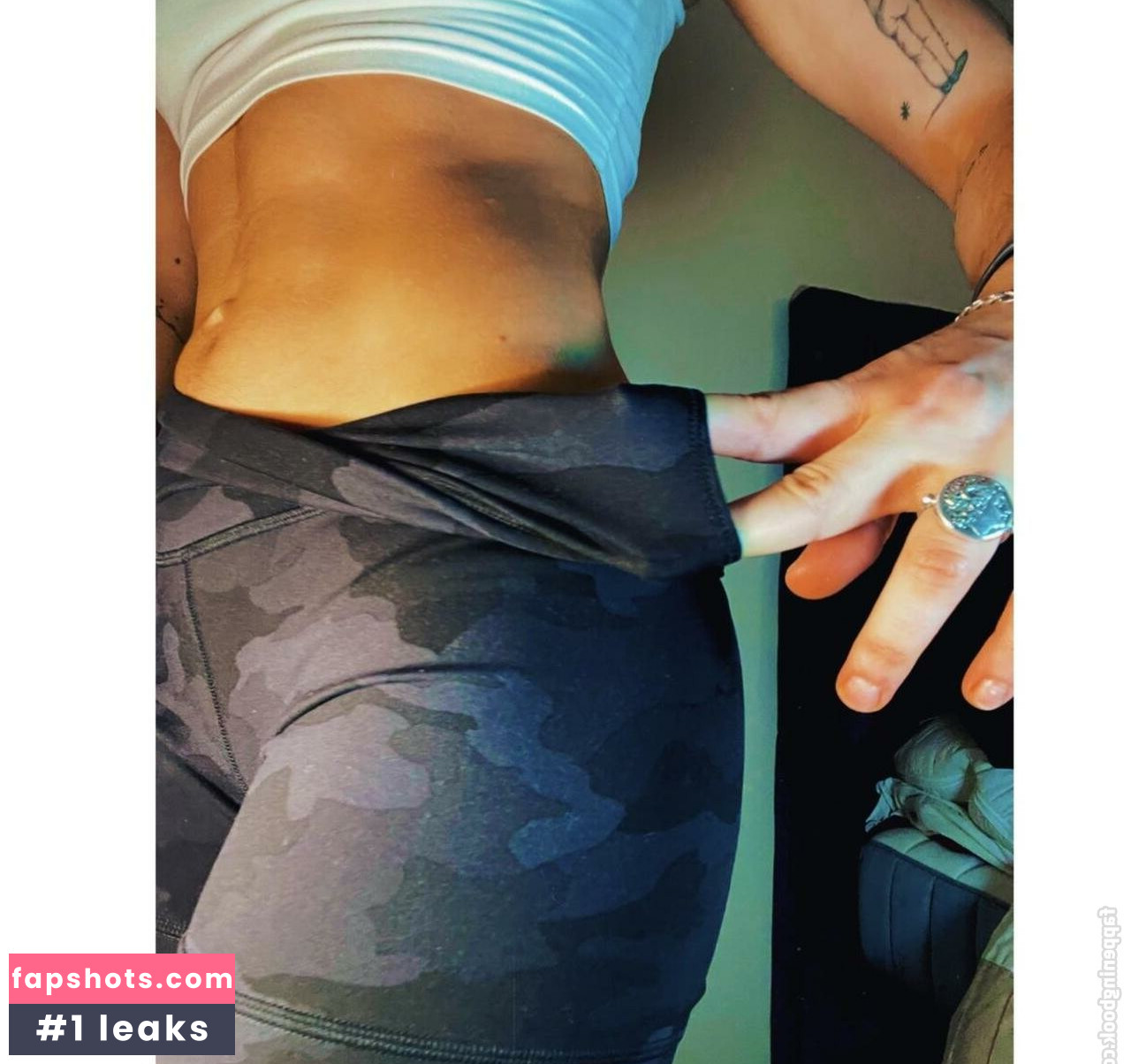 Miss Manganese ASMR gallery photo #5