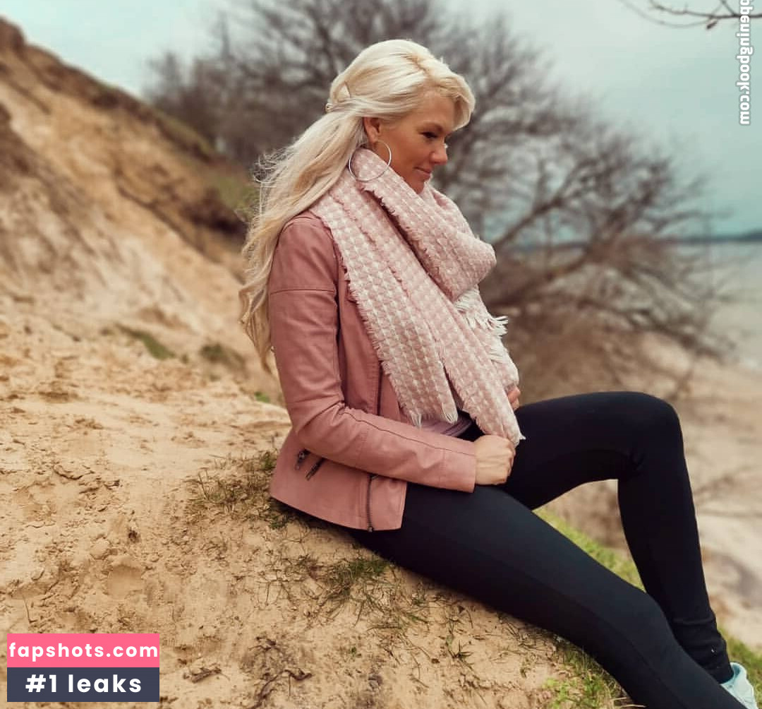 _miss_manja_ gallery photo #4