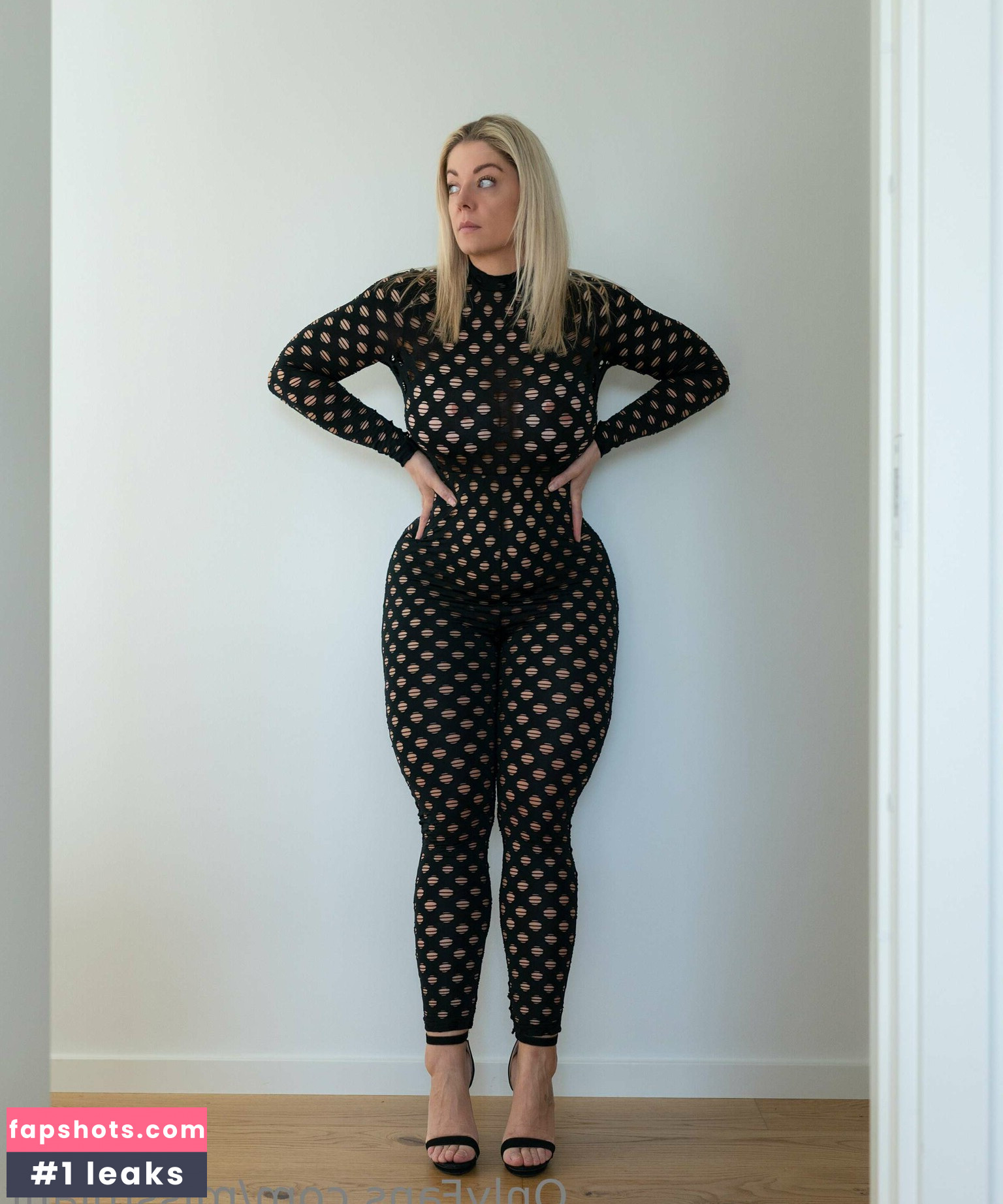 miss_mia_fit gallery photo #7