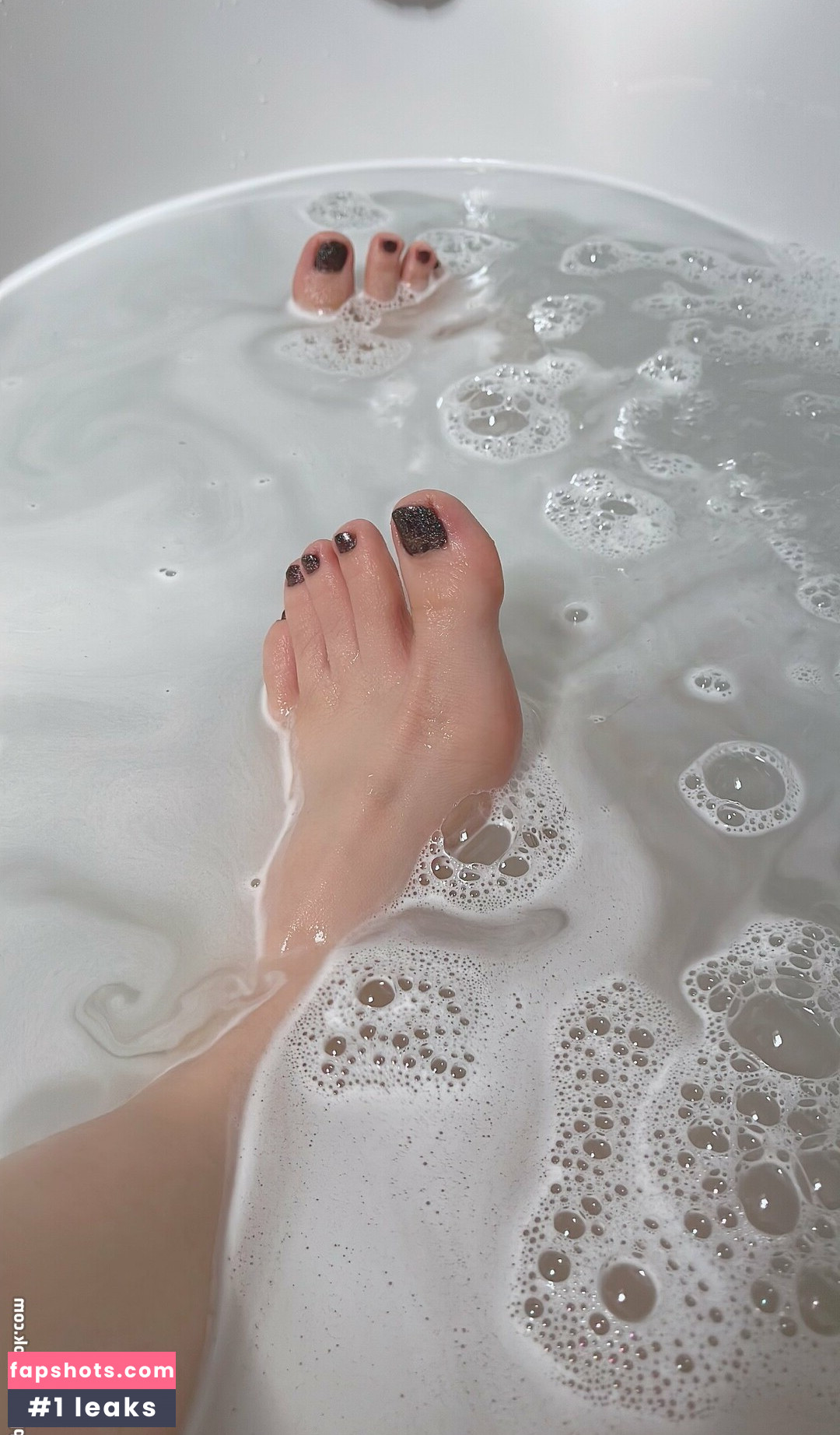 miss_peachy_soles Nude Leaks OnlyFans Photos #5 - LeakJerk