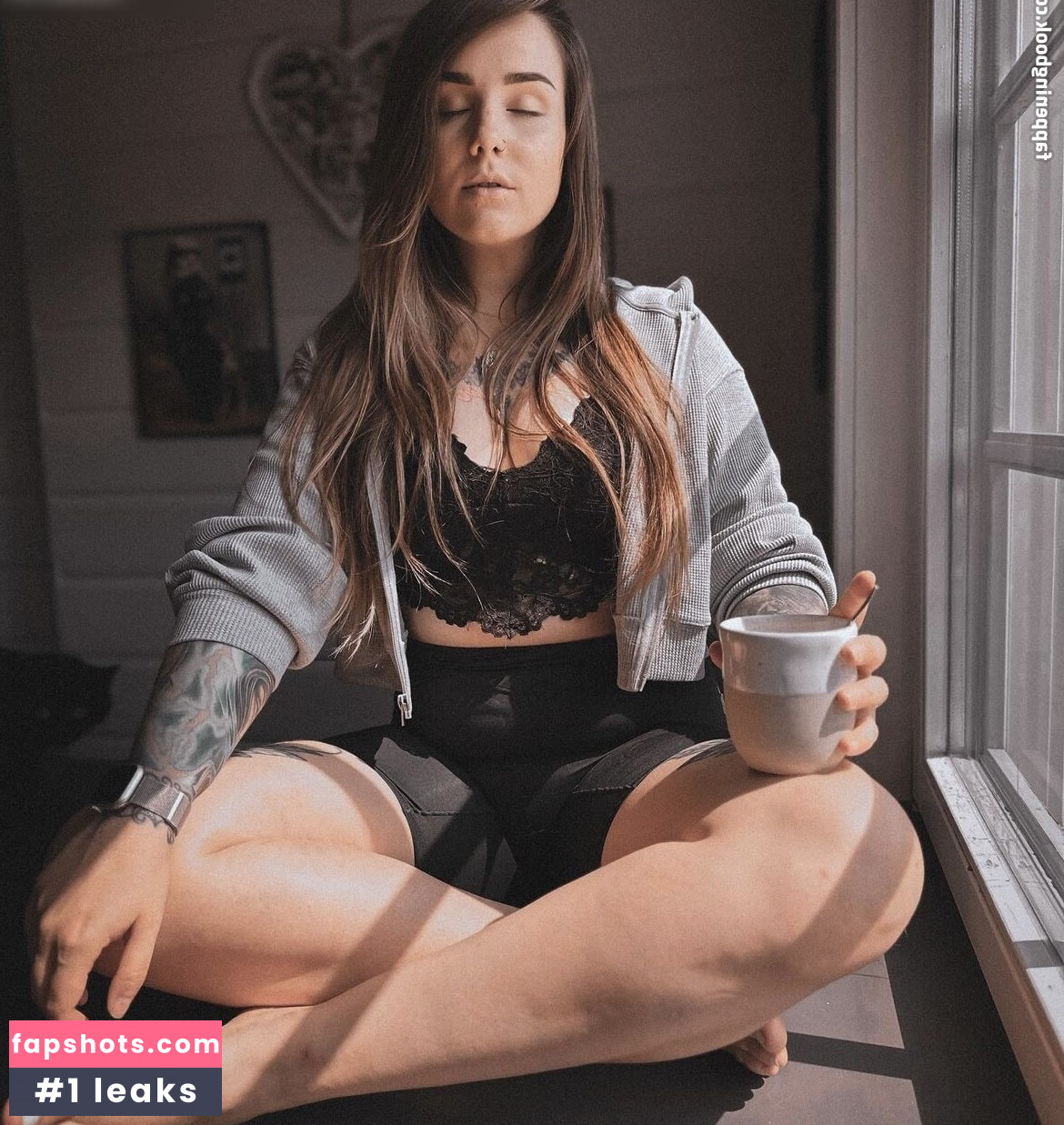 Miss Rage gallery photo #30