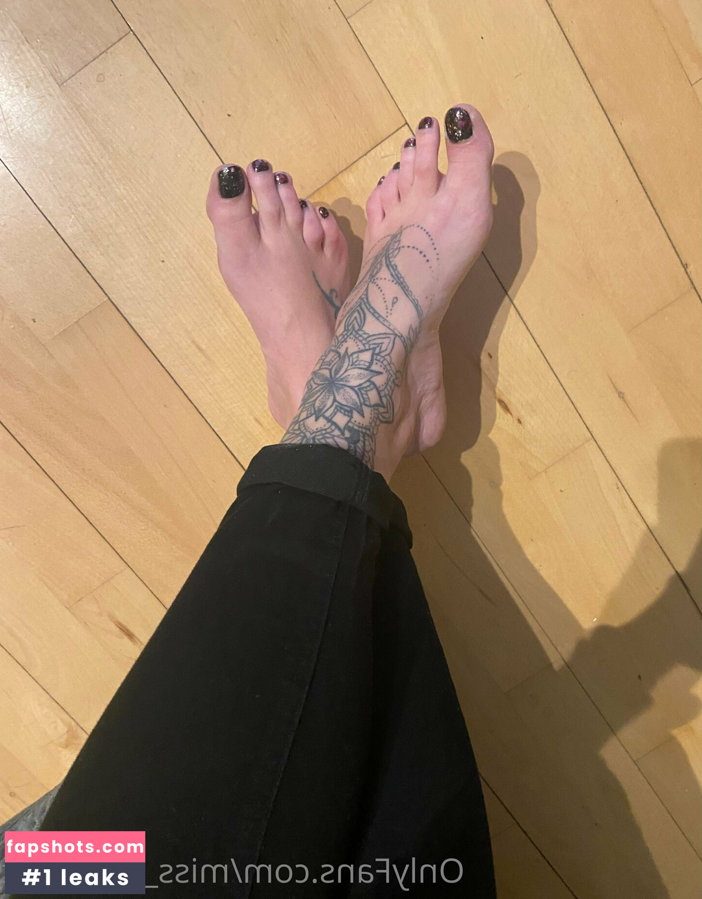 miss_sexy-feet gallery photo #2