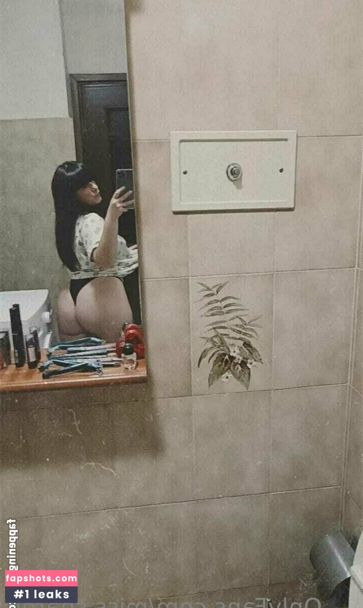 miss.sharon gallery photo #2