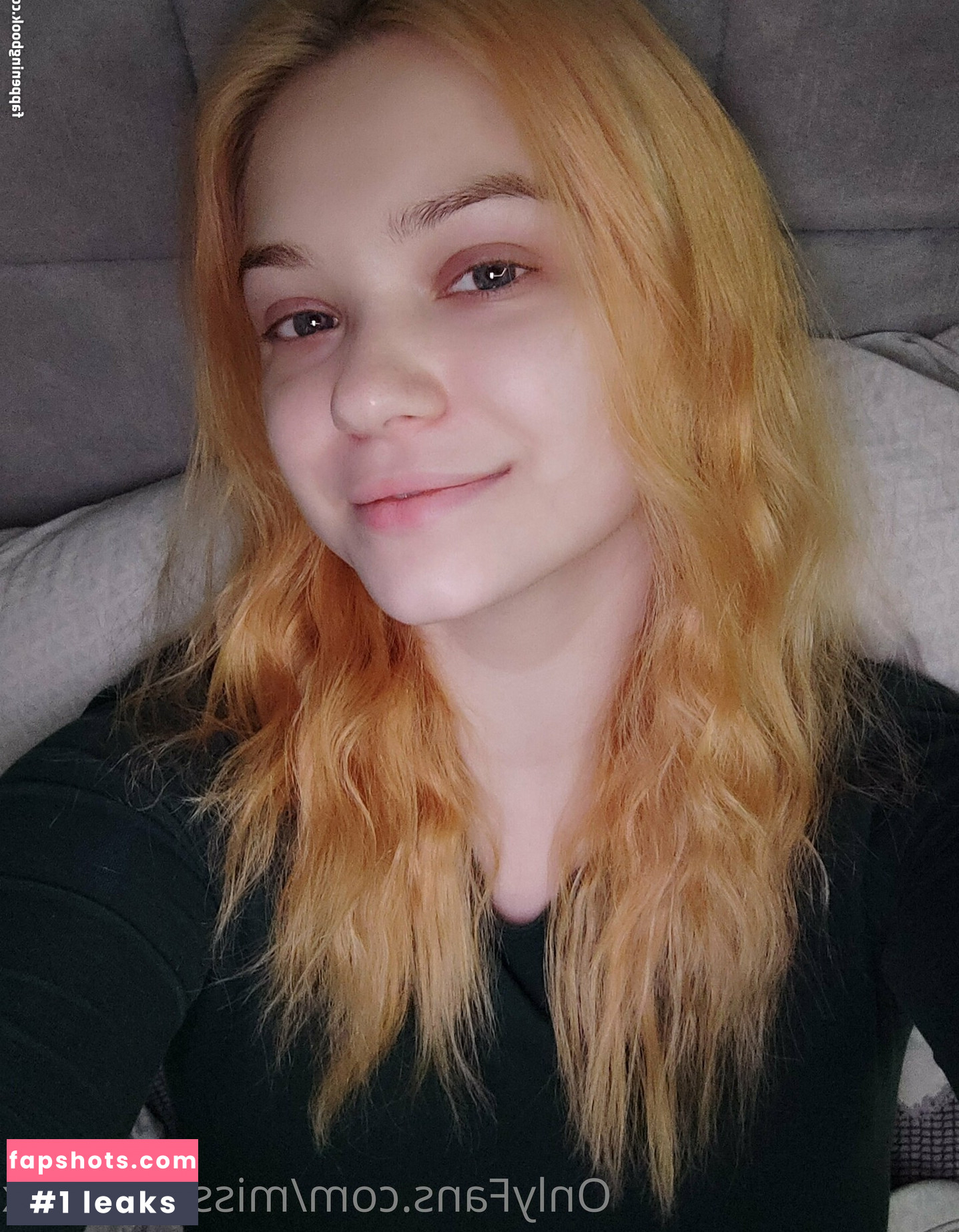 miss_space_x gallery photo #25