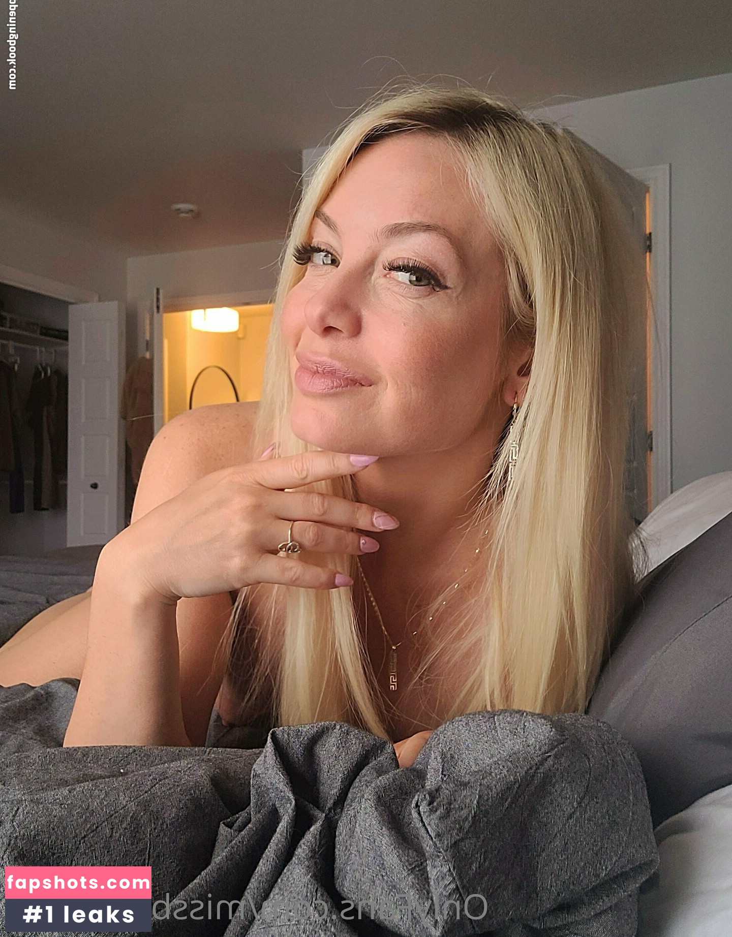 Missbehavin26 gallery photo #53