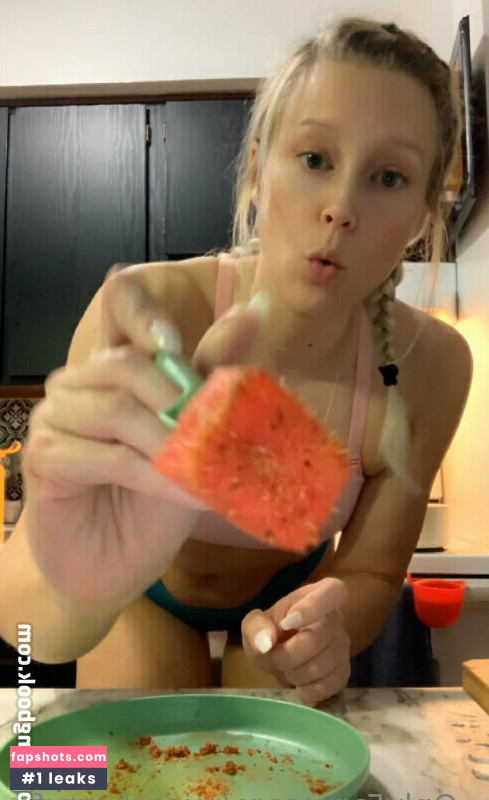 misscherryfit gallery photo #30