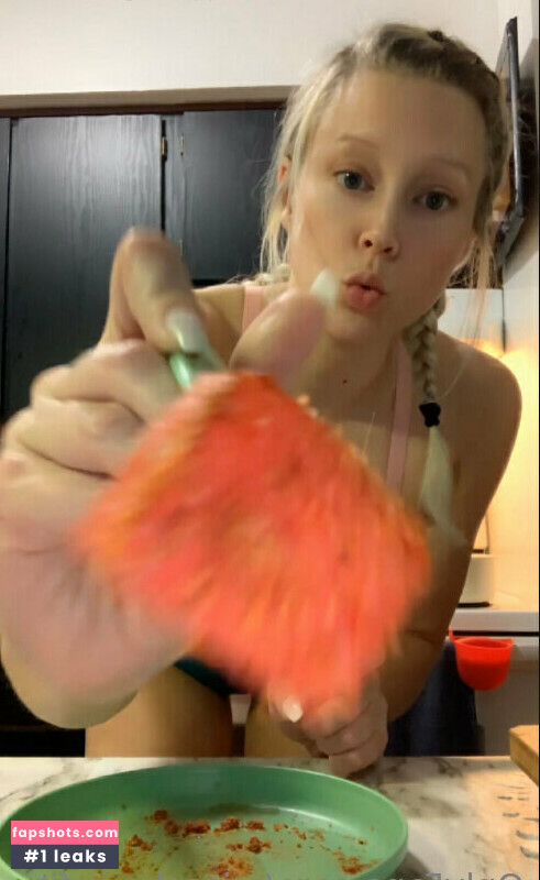 misscherryfitx gallery photo #3