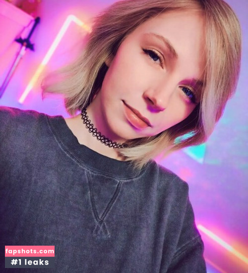 MissClick gallery photo #2