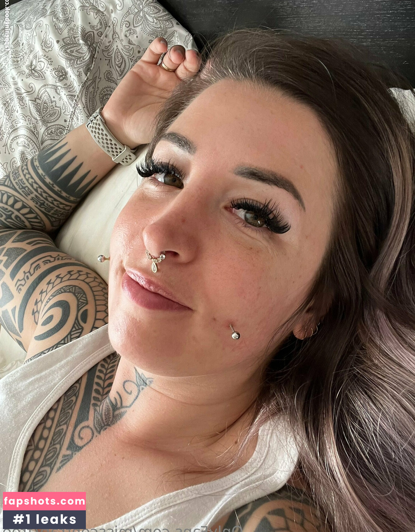 misscontrary.free gallery photo #15