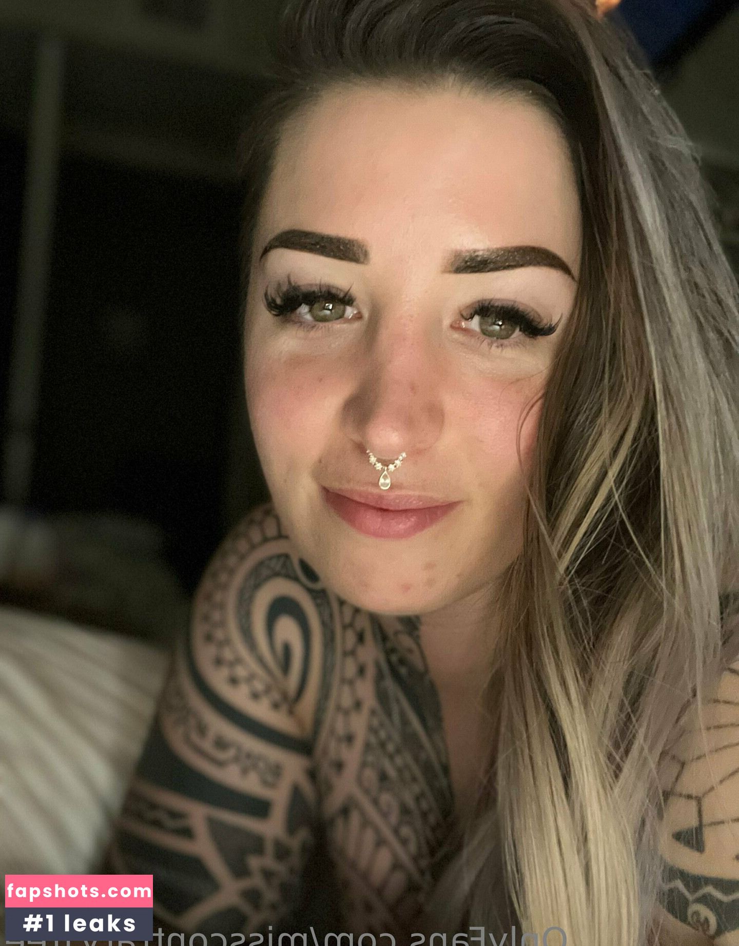 misscontrary.free gallery photo #21