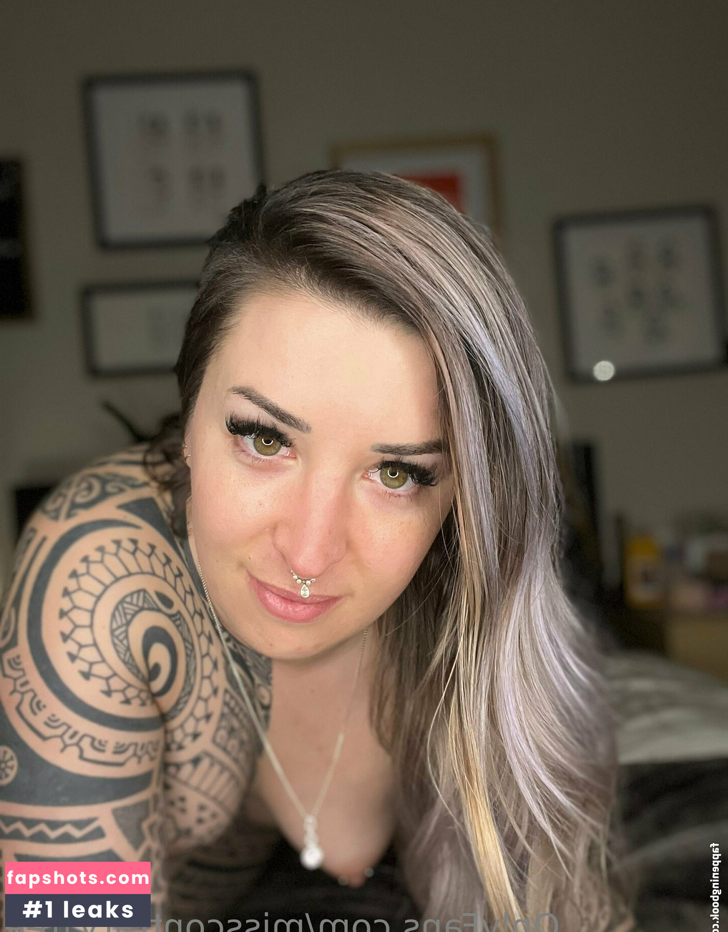 misscontrary.free gallery photo #27