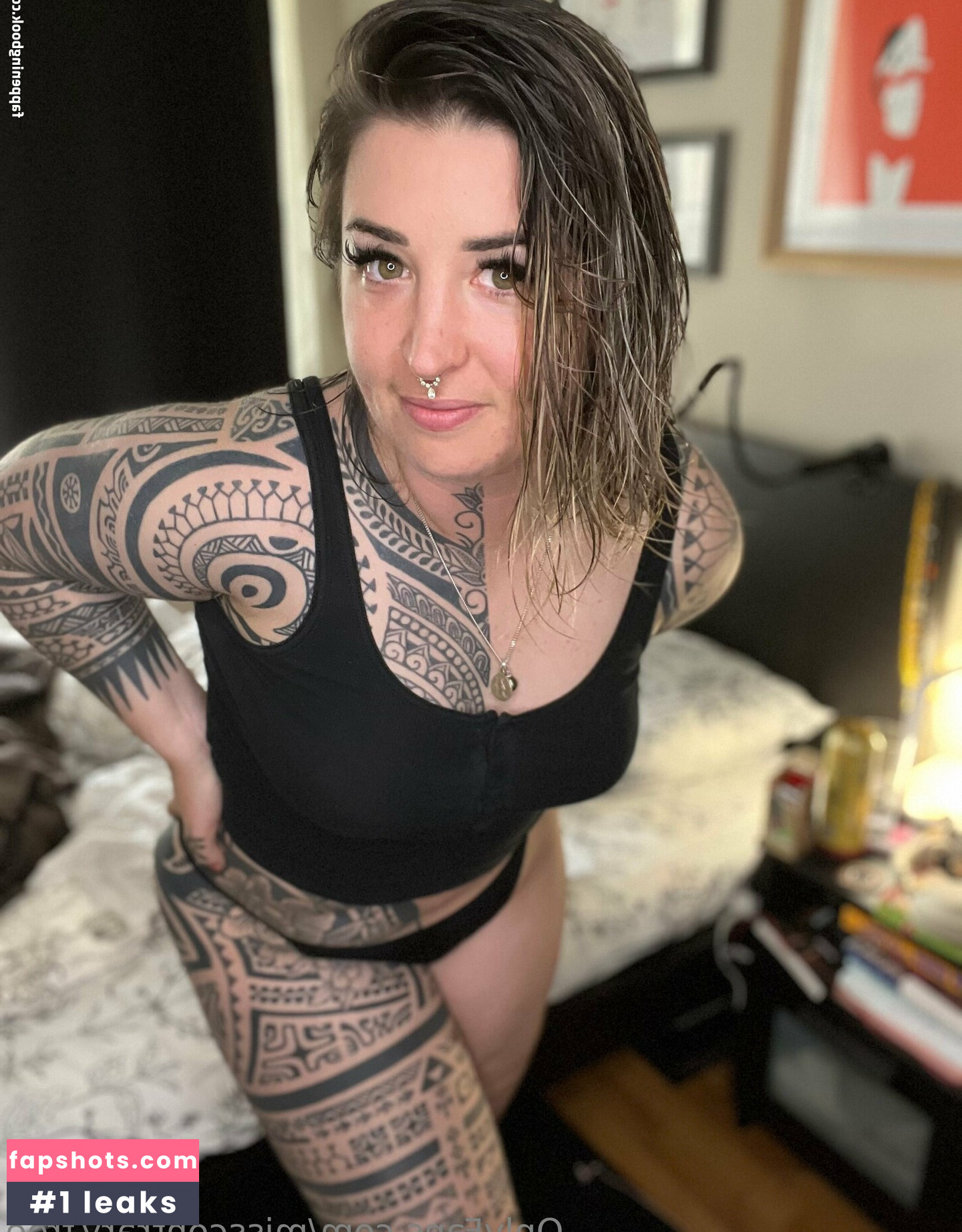 misscontrary.free gallery photo #5