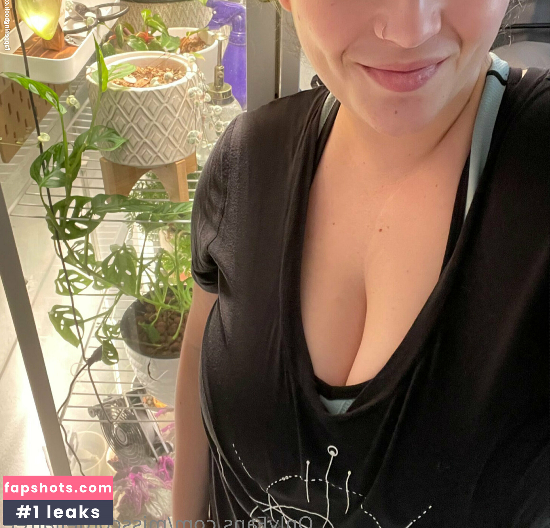 misscordeliafree nude babe gallery