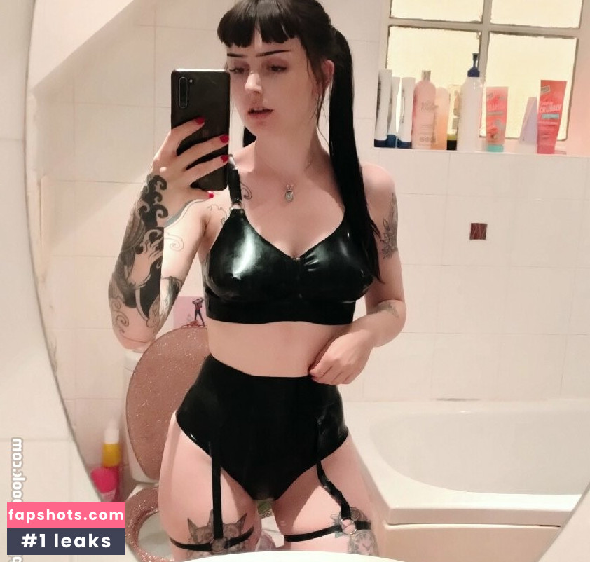 missdellavigne Nahé úniky fotek pouze od fanoušků #43 - Fapshots