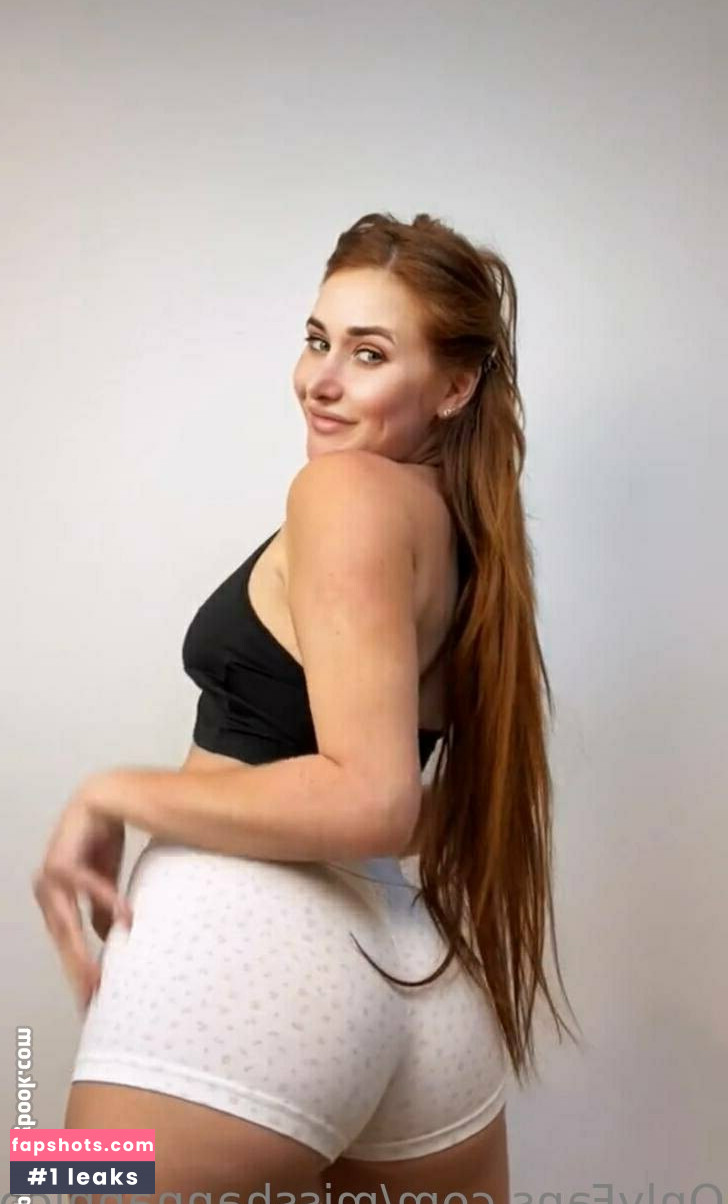 misshannahnicole gallery photo #13