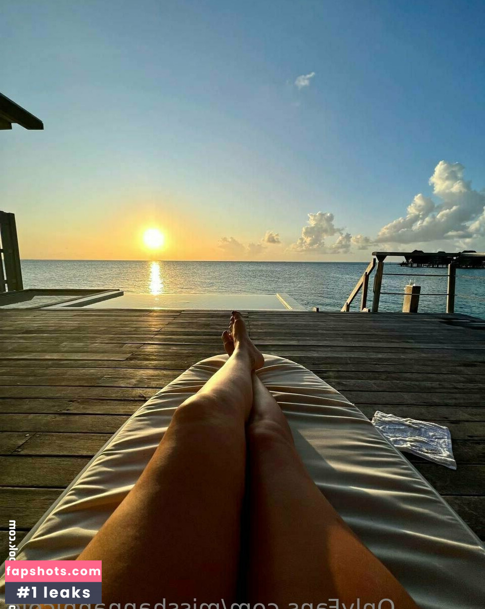 misshannahnicole gallery photo #5