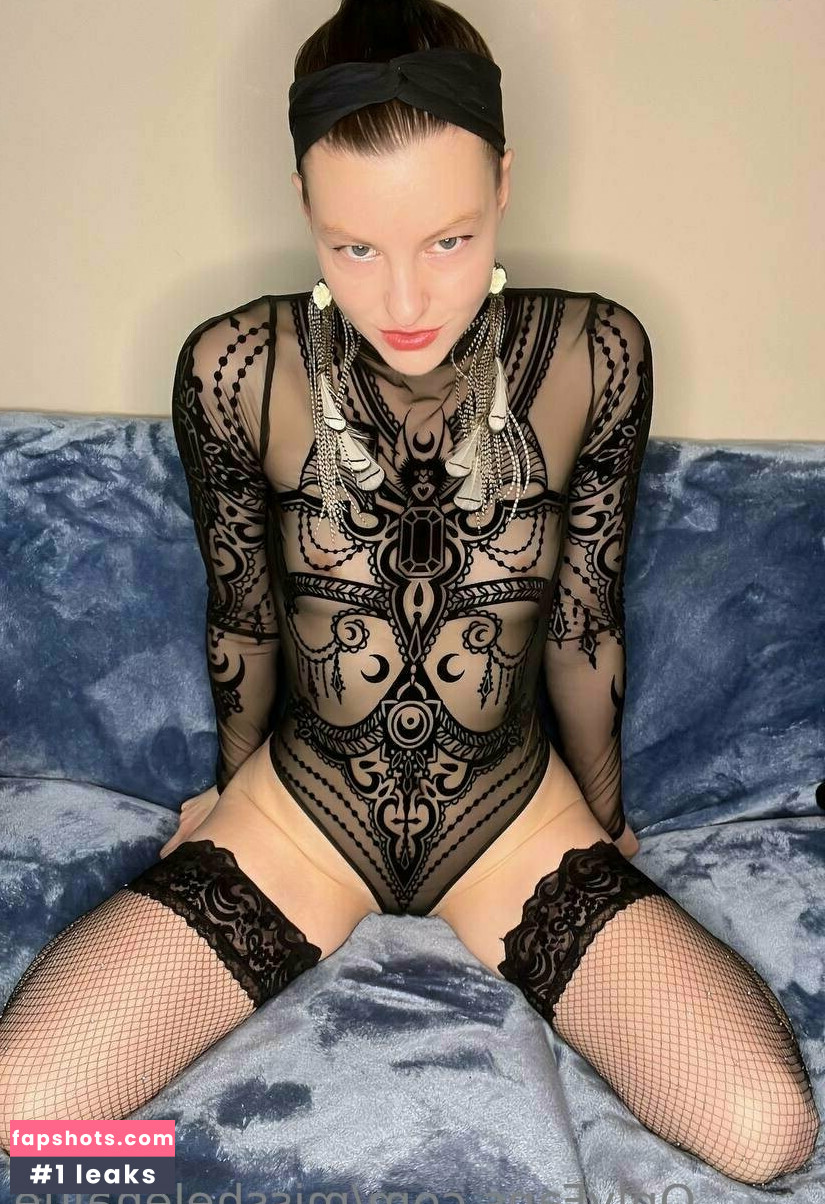 misshelenalue gallery photo #59