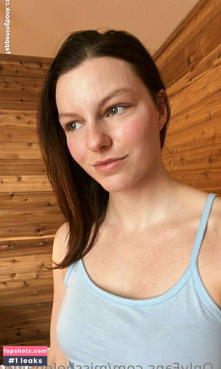 misshelenalue gallery photo #70