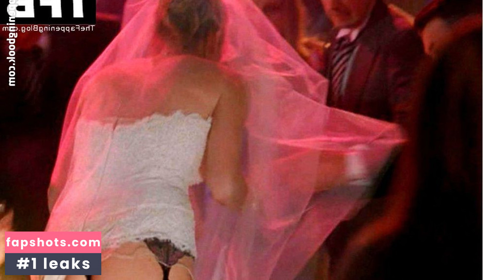 Missi Pyle gallery photo #2