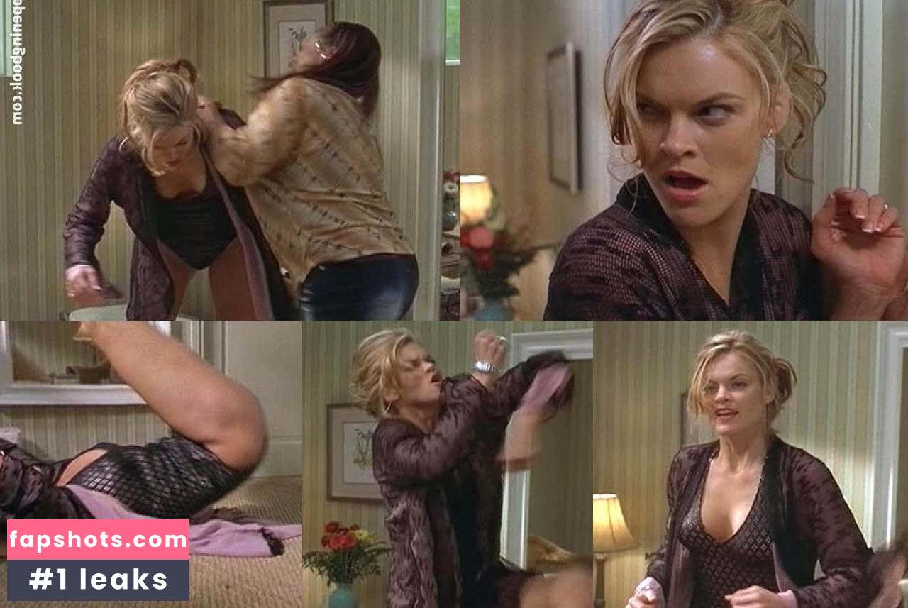 Missi Pyle gallery photo #28