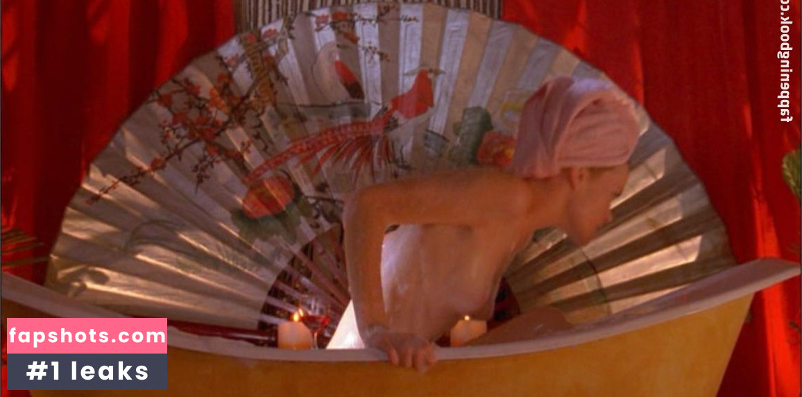 Missi Pyle gallery photo #34