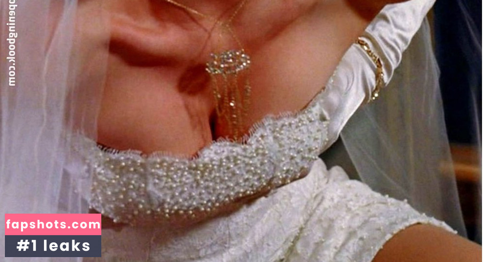 Missi Pyle gallery photo #39