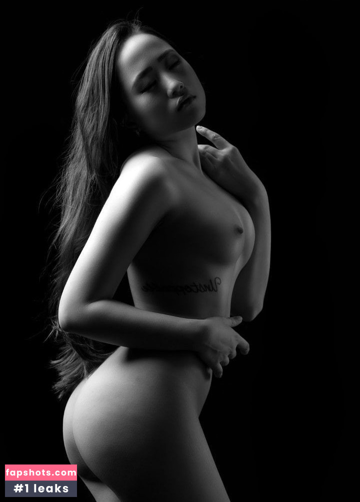 MissKimmyLe gallery photo #2