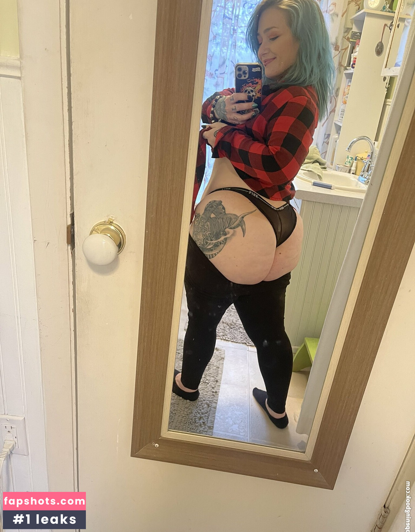 Misslavey666 gallery photo #42