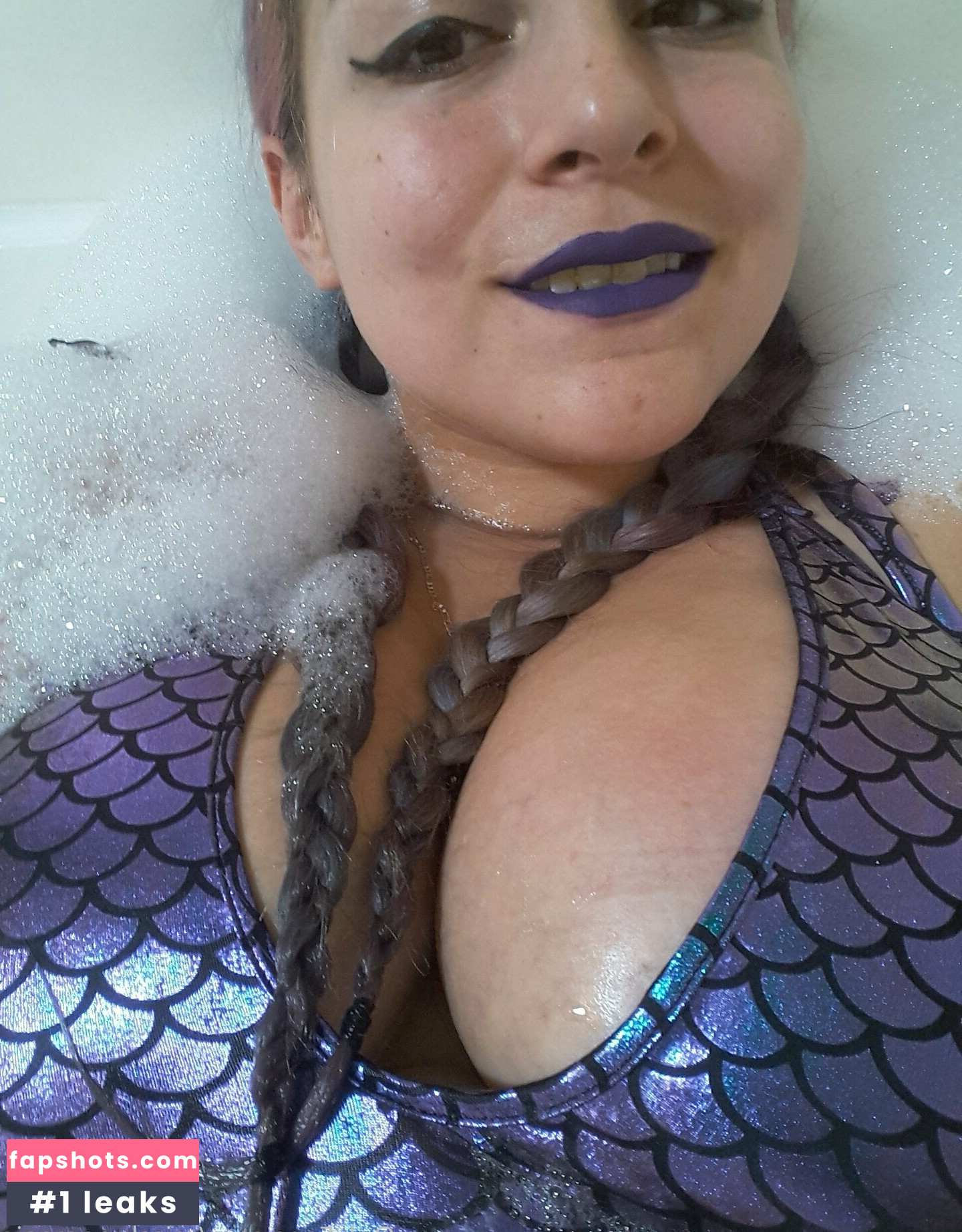 misslunamagic gallery photo #30