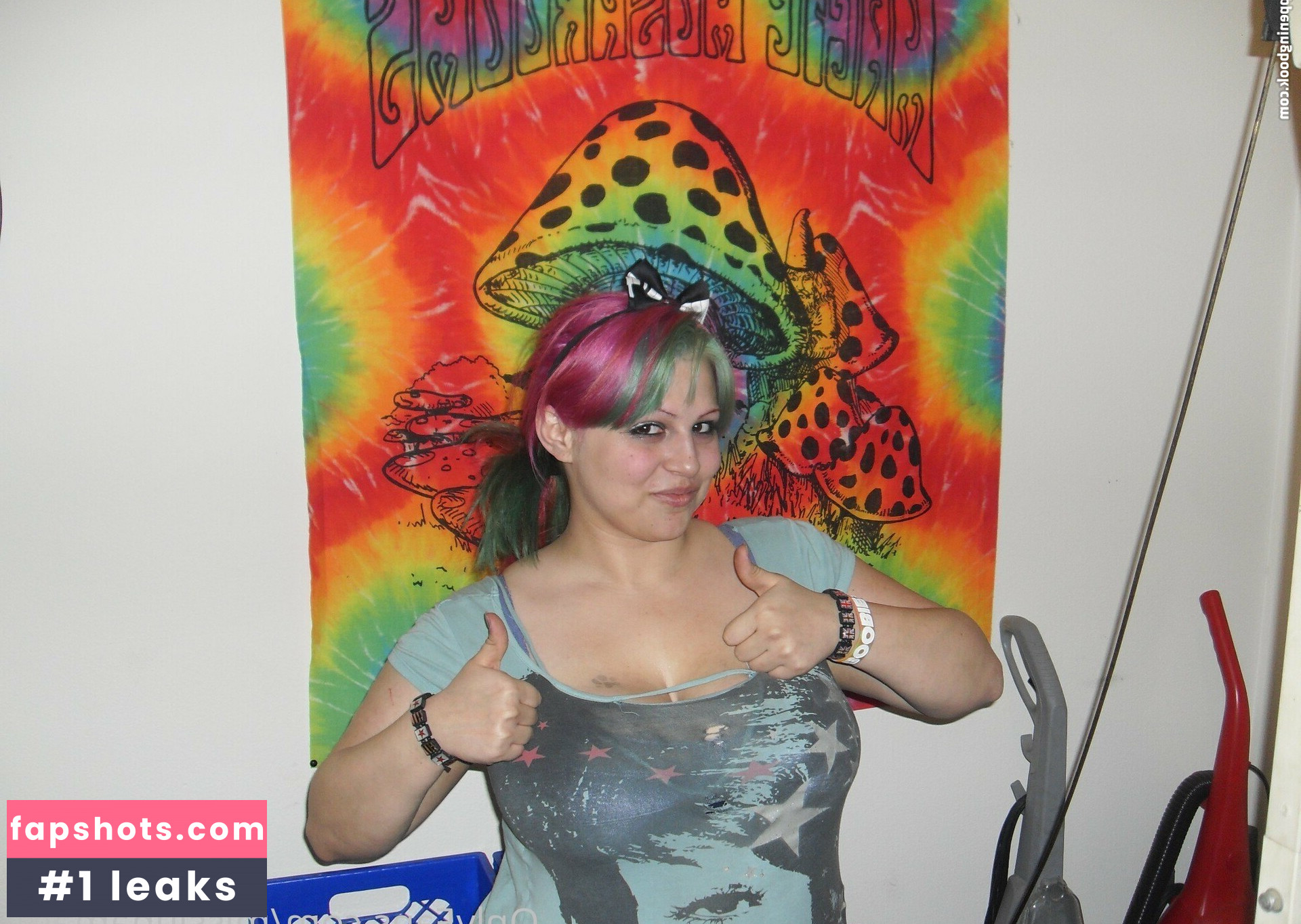 misslunamagic gallery photo #7