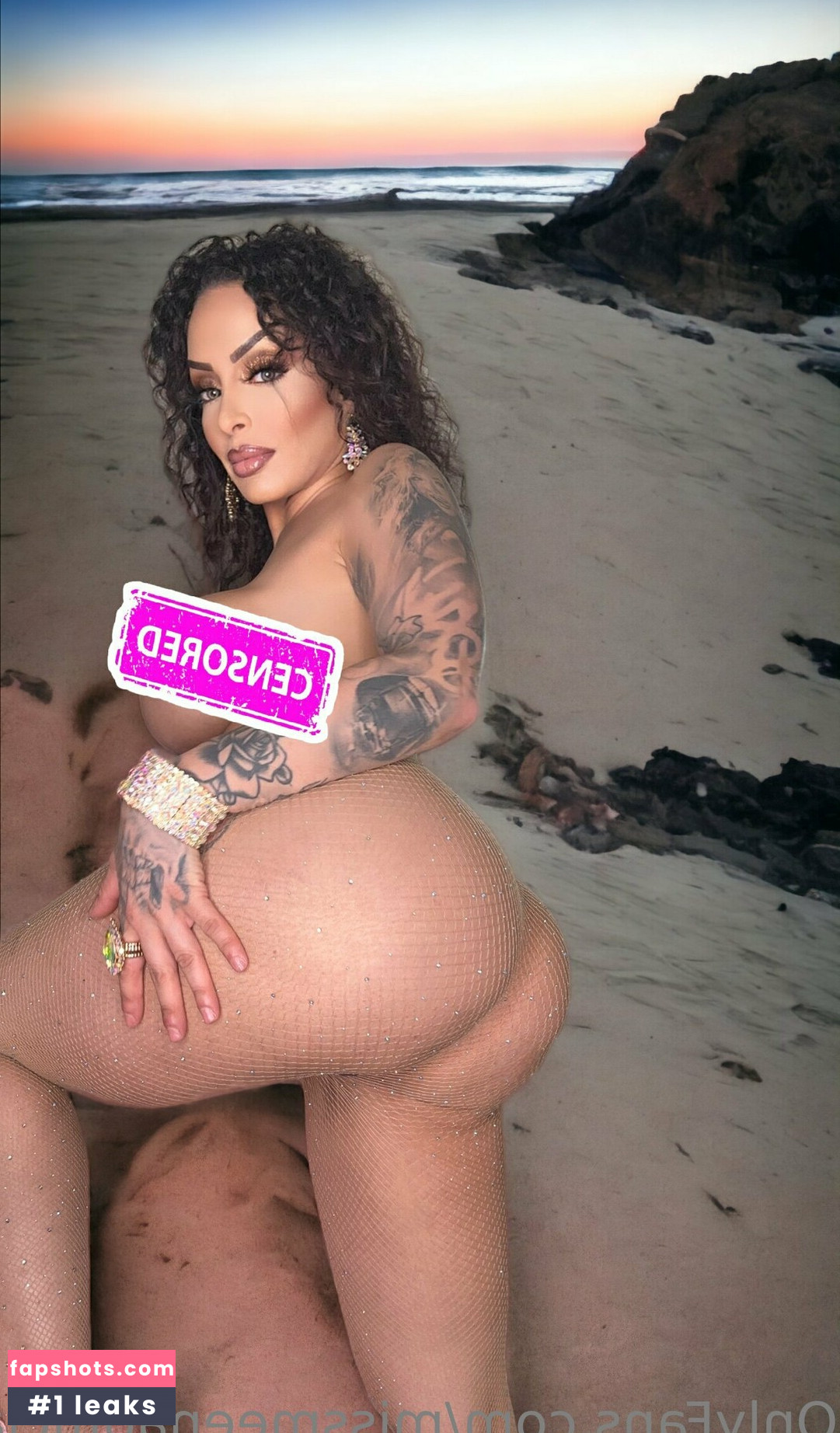 missmeenaofficial gallery photo #6