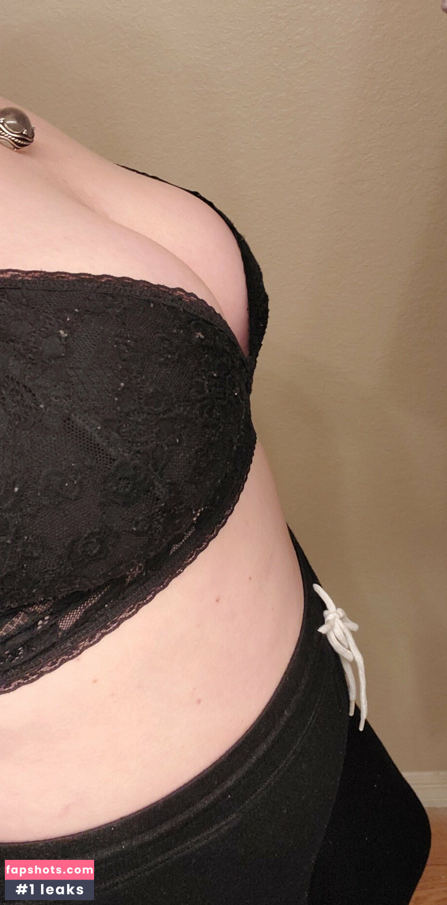 MissMeriGould gallery photo #17