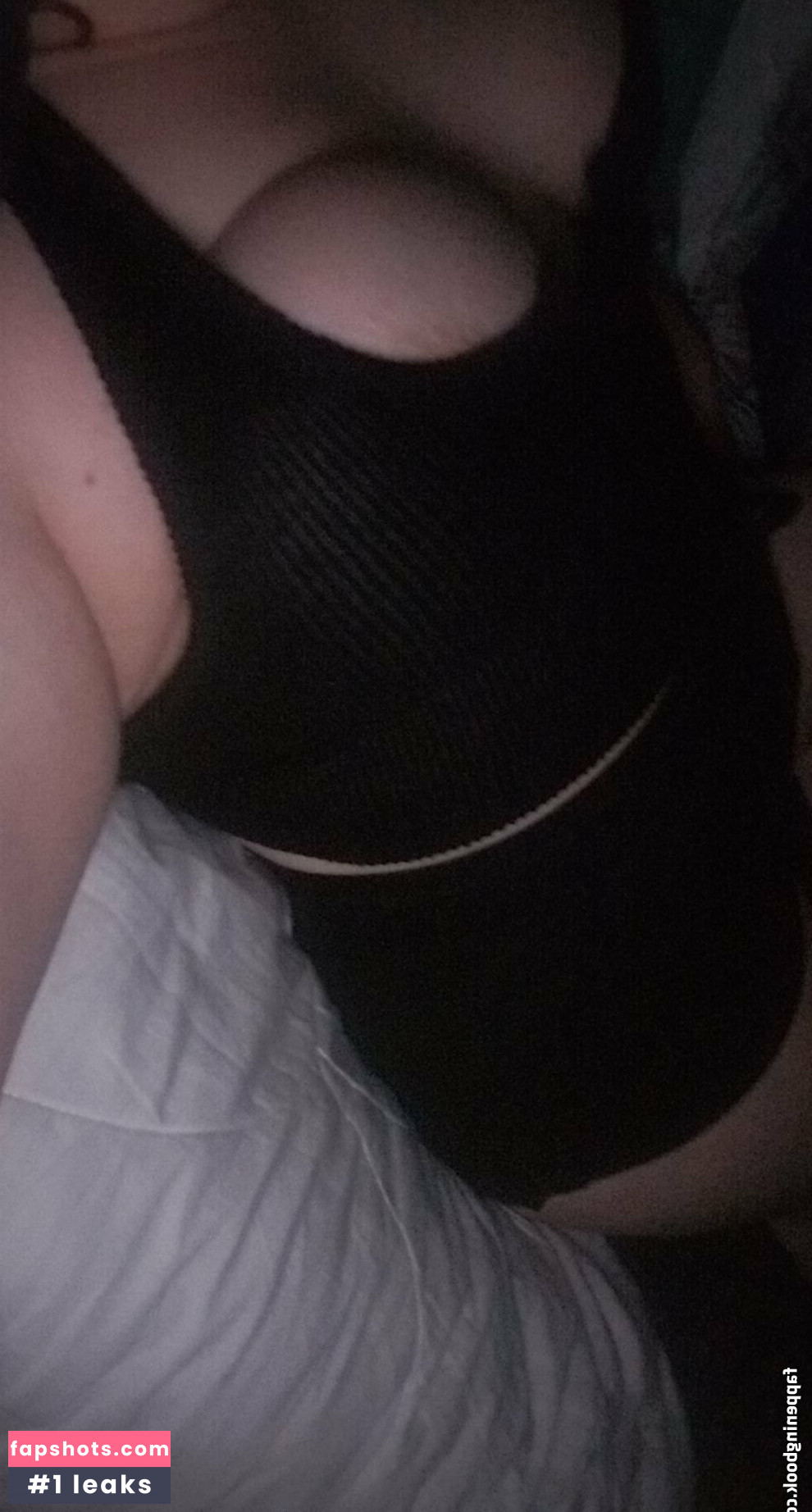 MissMeriGould gallery photo #20