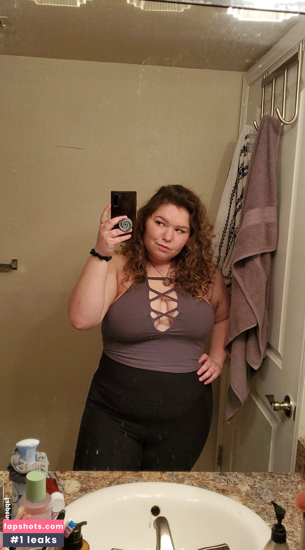 MissMeriGould gallery photo #22