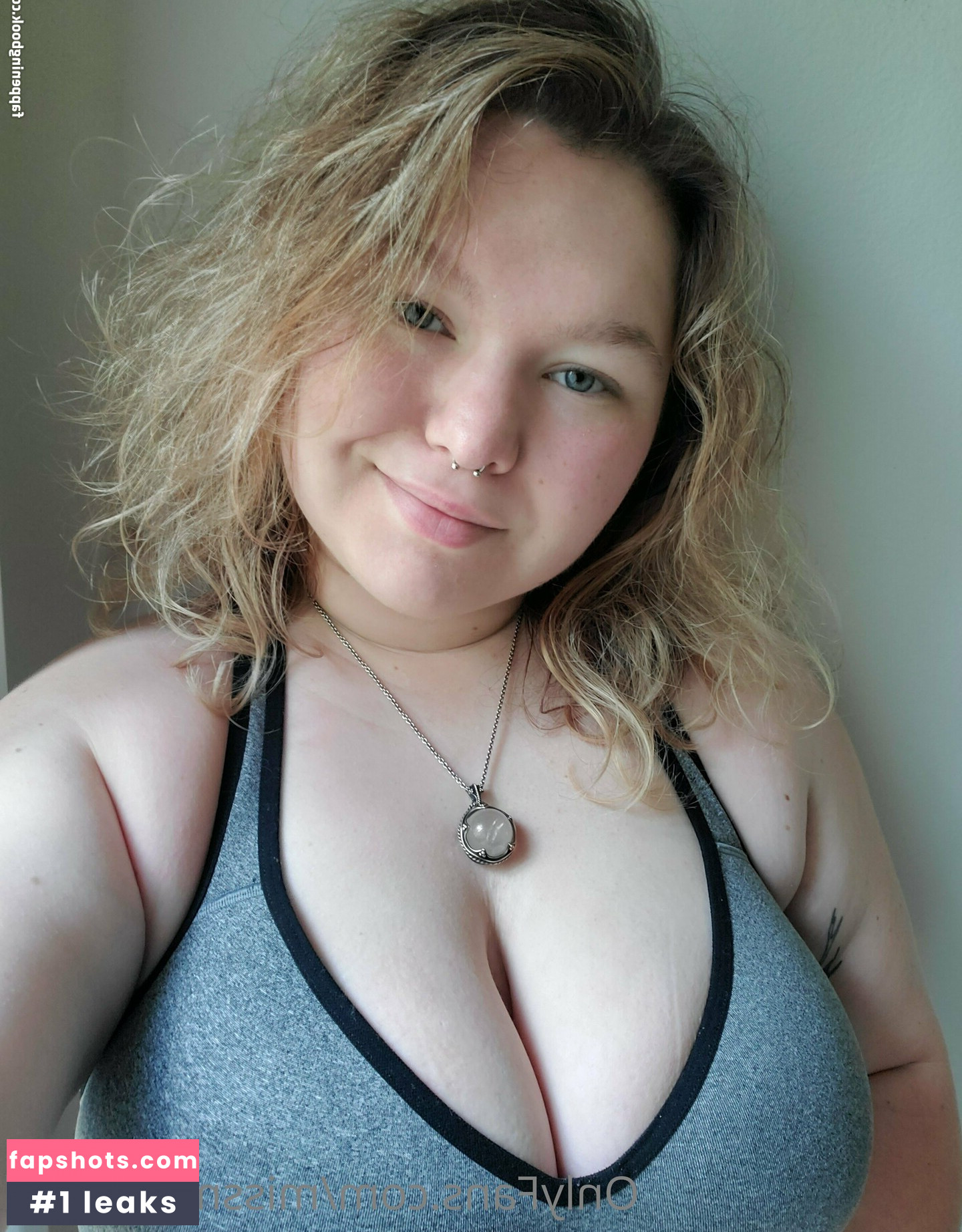 MissMeriGould gallery photo #33