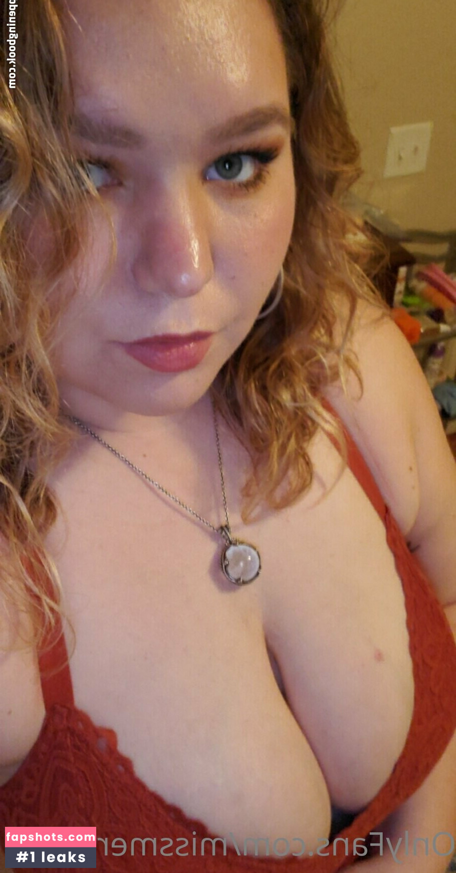 MissMeriGould gallery photo #39