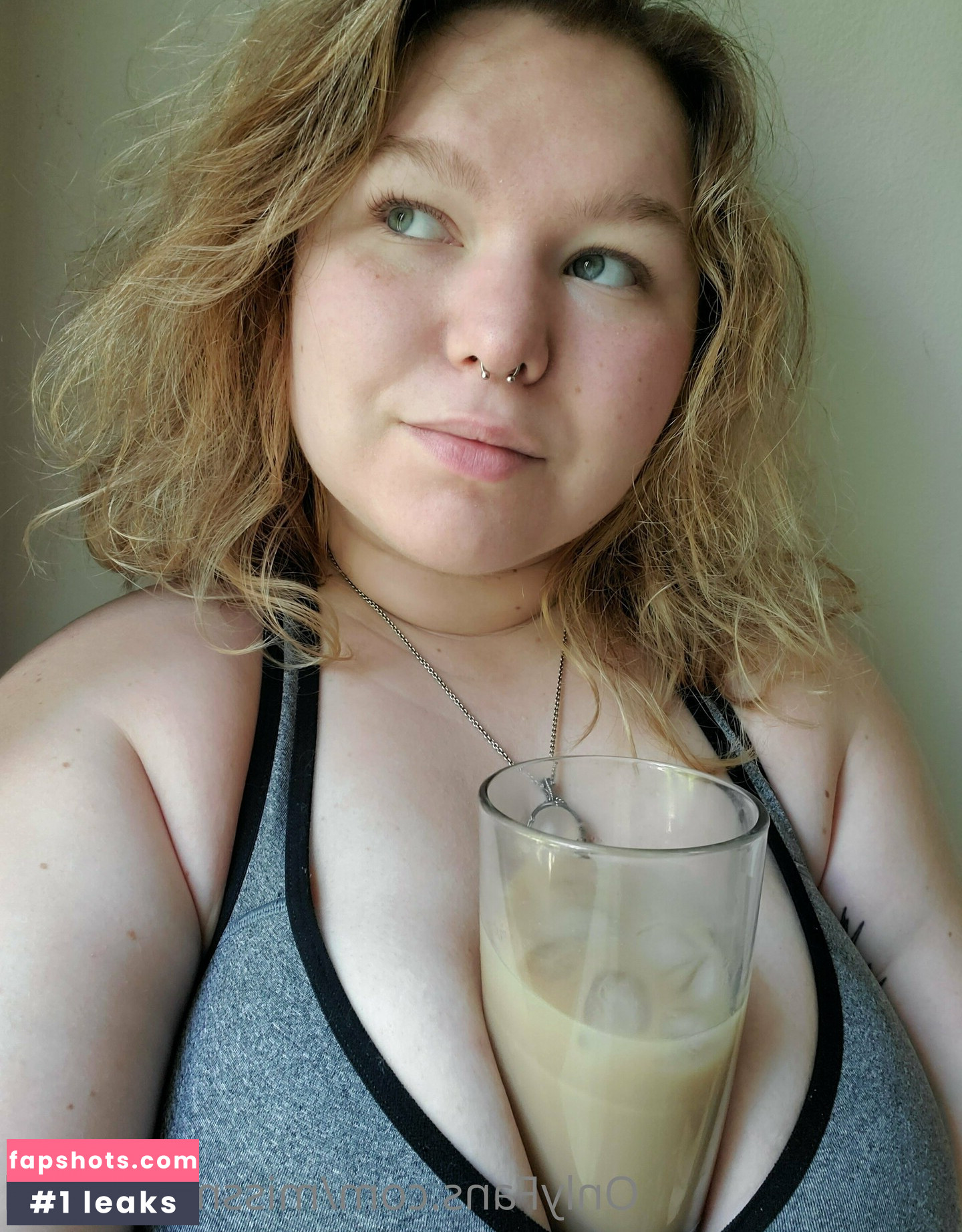 MissMeriGould gallery photo #42