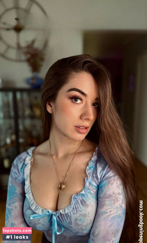 MissMikkaa gallery photo #2