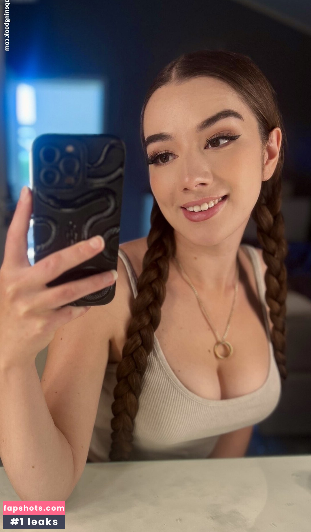 MissMikkaa gallery photo #31