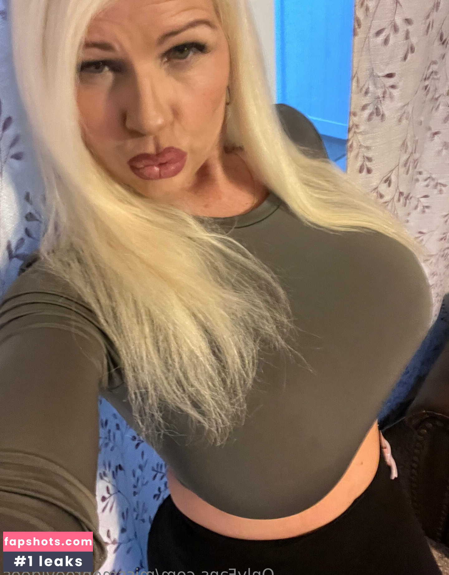 missmonroevideos nude babe gallery