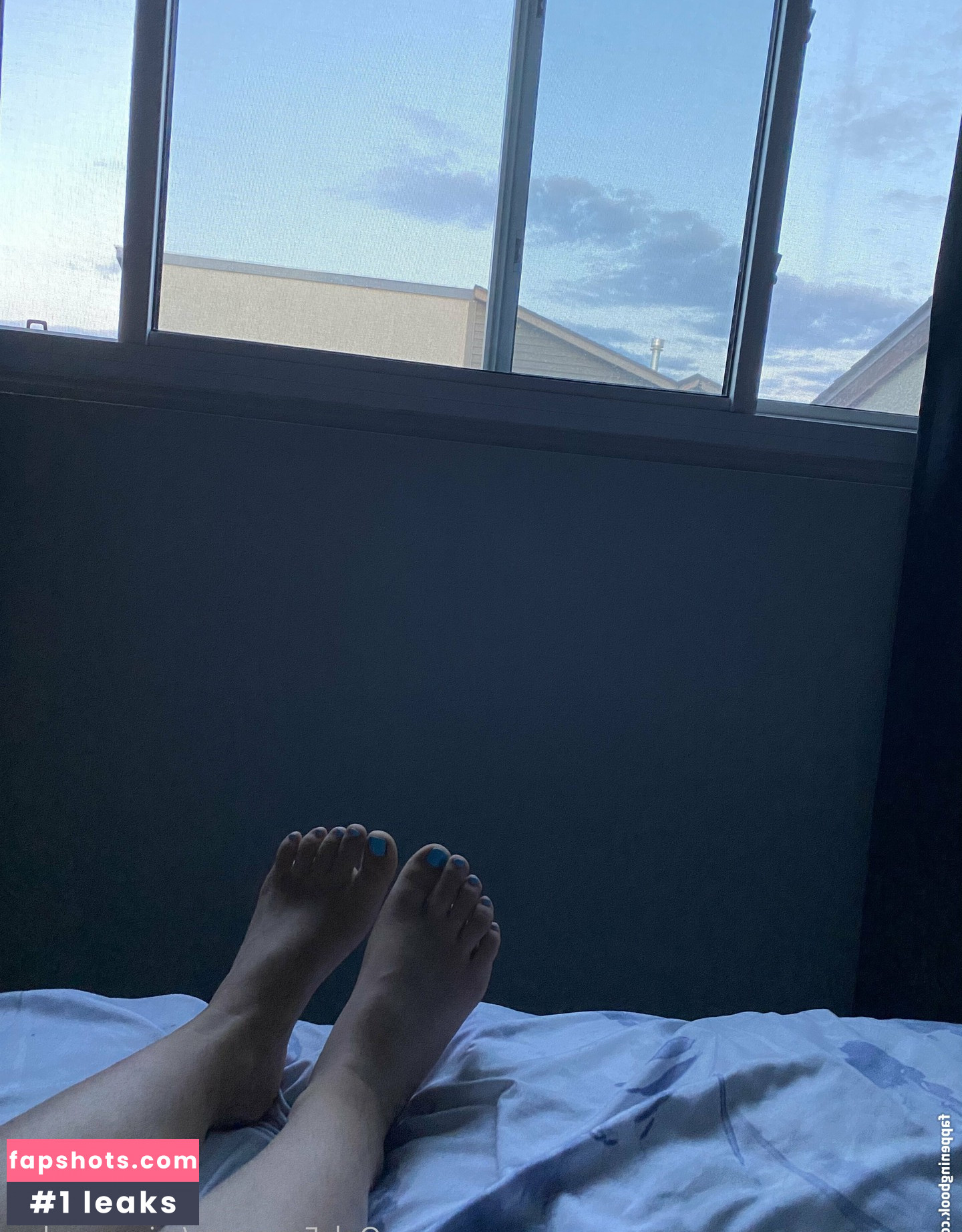 Missmoodym gallery photo #9