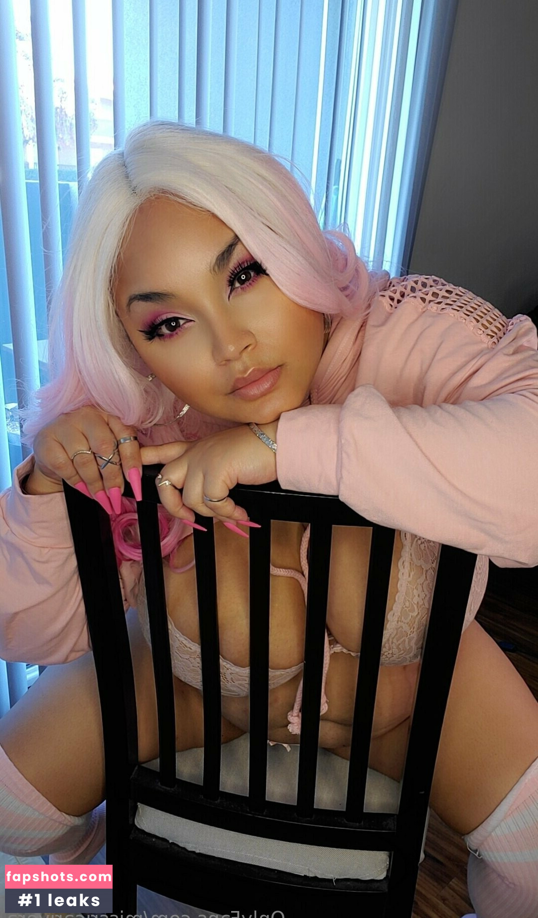 missricarivera gallery photo #4