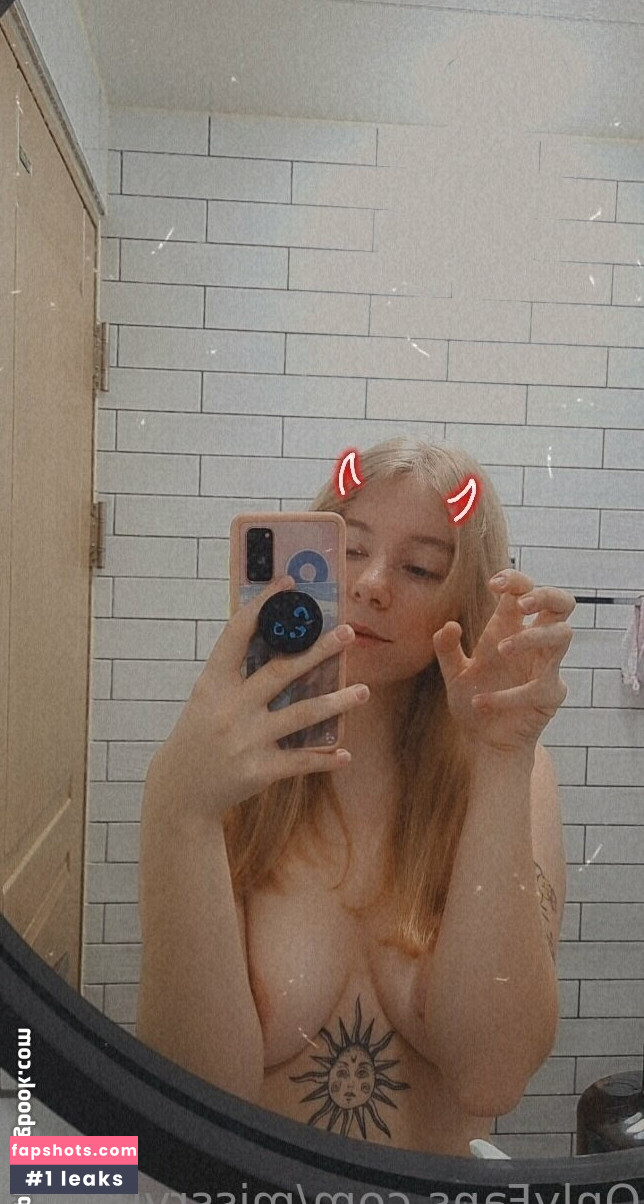 MissRyu gallery photo #12