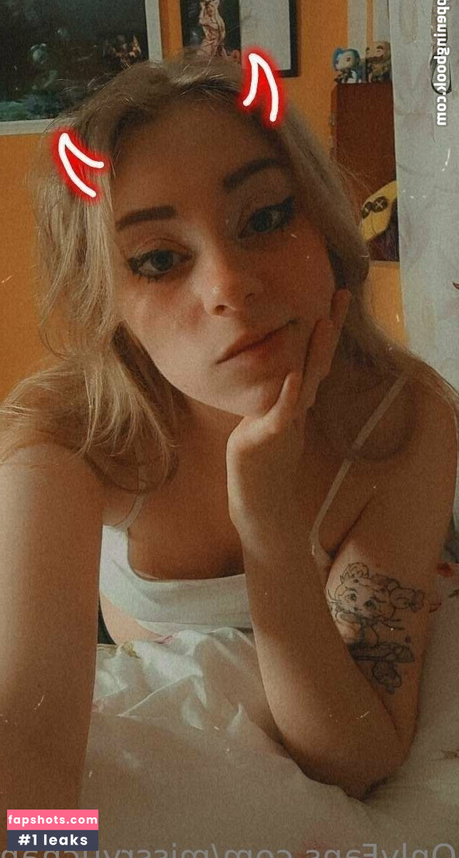 MissRyu gallery photo #9