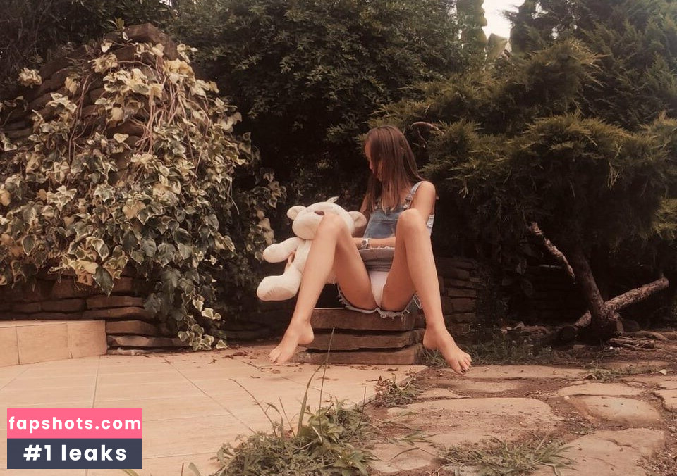 Misss Vikka Nacktheit OnlyFans Fotos #20 - Fapshots