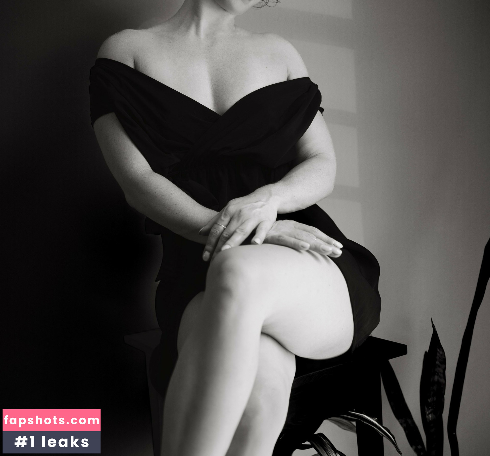 MissSamodiva gallery photo #37